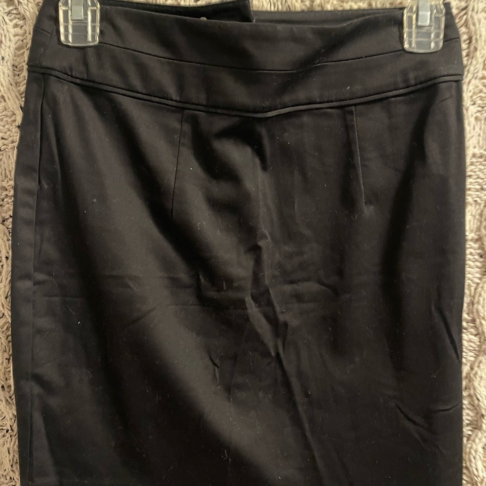 H&M Elegant Black Pencil Skirt